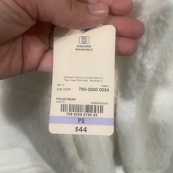 St. John’s Bay Turtle Neck Polar Bear Sweater size S (petite) Color White. - Picture 6 of 6